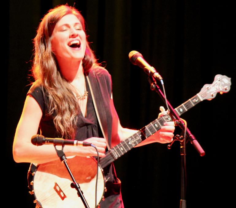 The Wailin' Jennys Ruth Moody in Boulder - No Depression