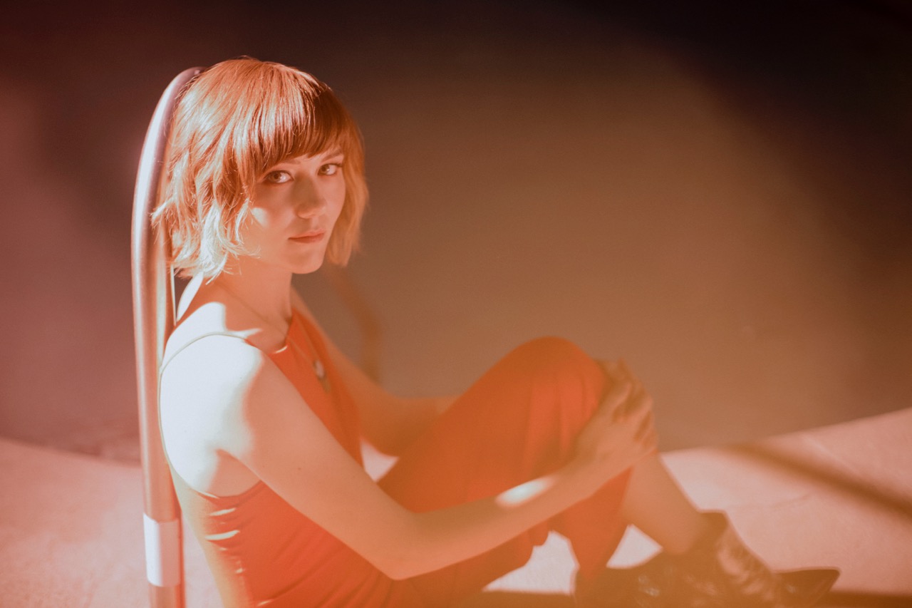 Spotlight With Full Length Debut Molly Tuttle Proves Shes Ready No Depression 