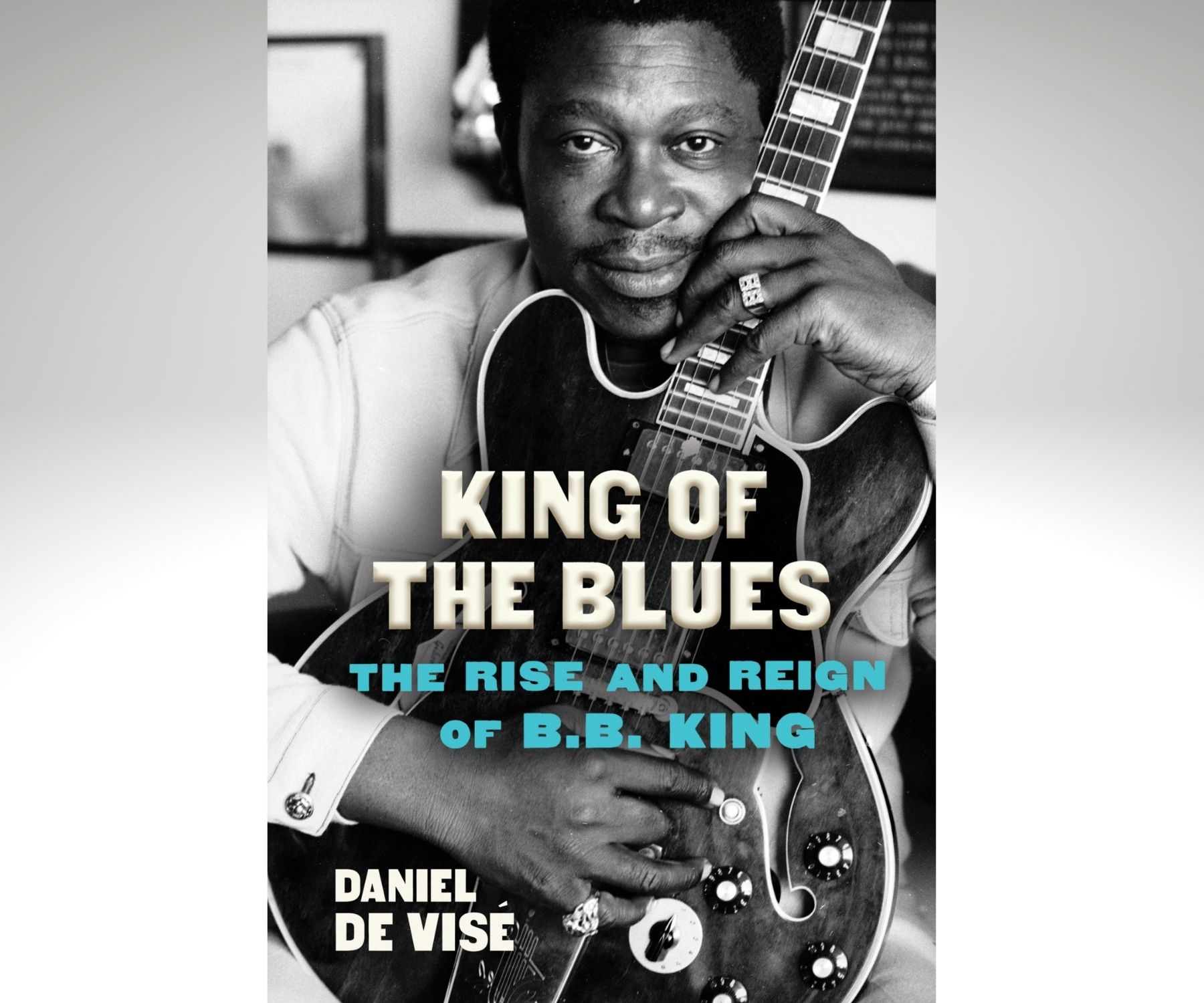 THE READING ROOM: Biography Charts Intensity and Influence of B.B. King